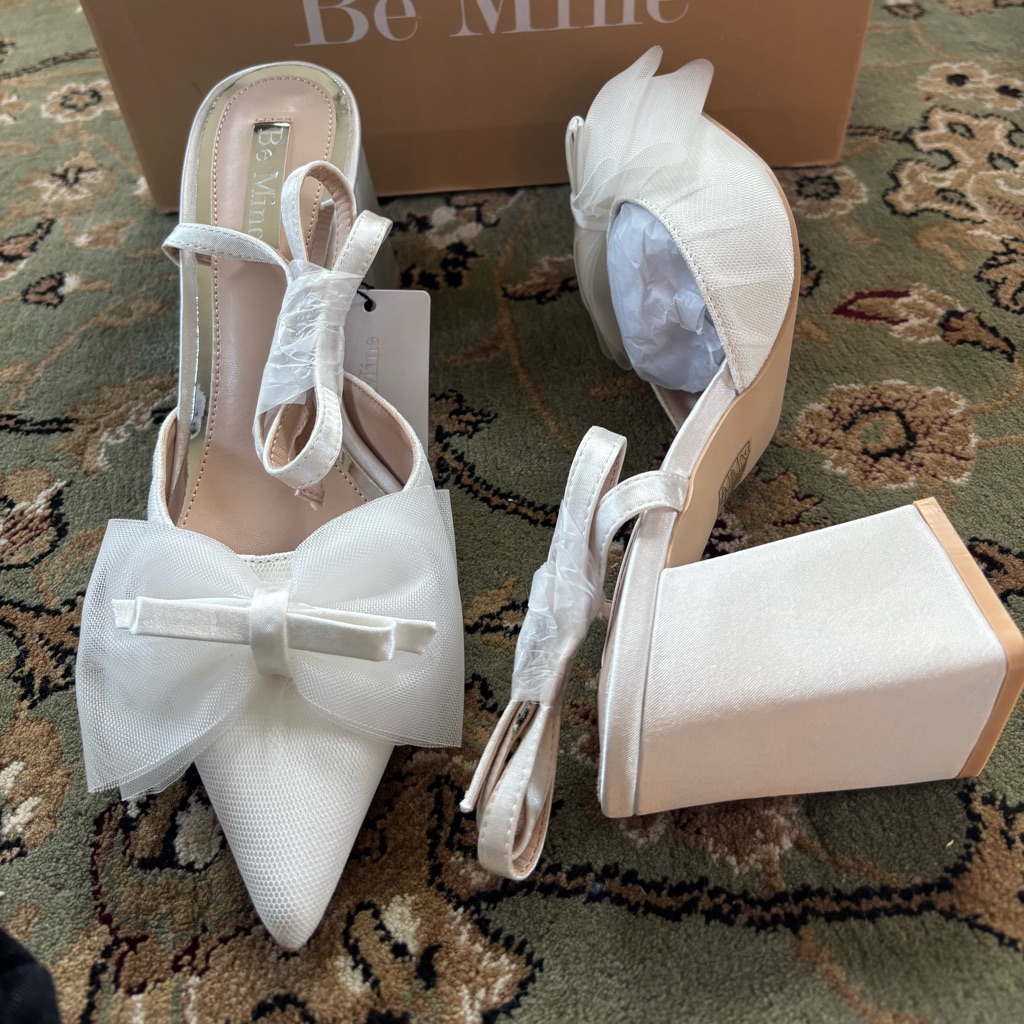 Elegant White Bow Heels
